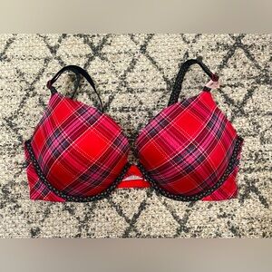 Victorias Secret push up bra